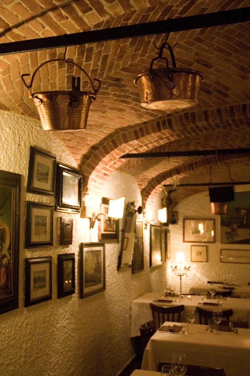 Locanda La Casetta Angera Kültér fotó